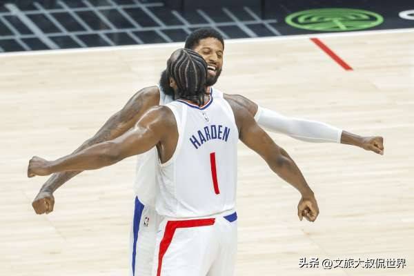 关于快船核心保罗-乔治伤愈复出，助球队取得四连胜的信息