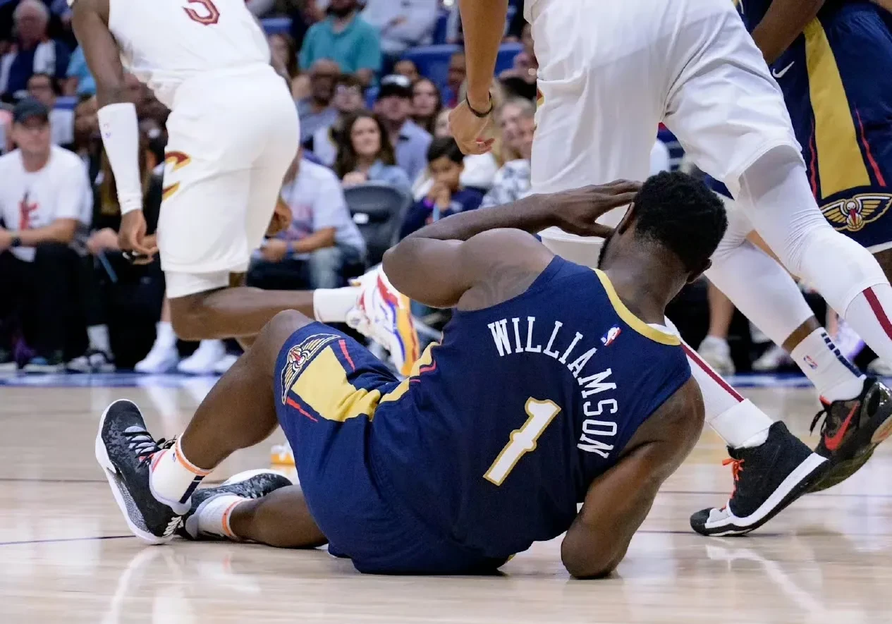 关于德国男篮横扫湖人B队，锡安制霸全场的信息