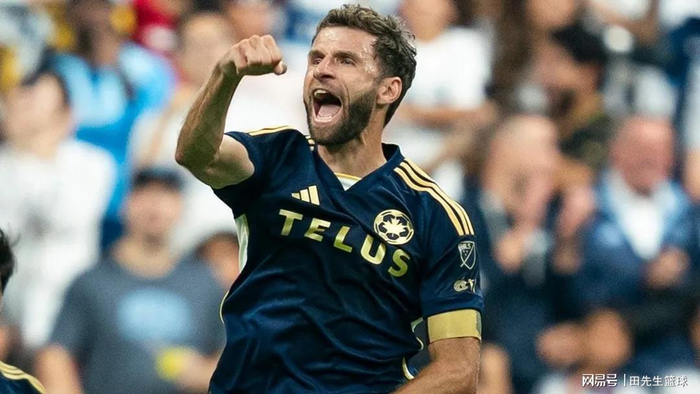 葡萄牙绝地反击德国，穆勒制霸全场