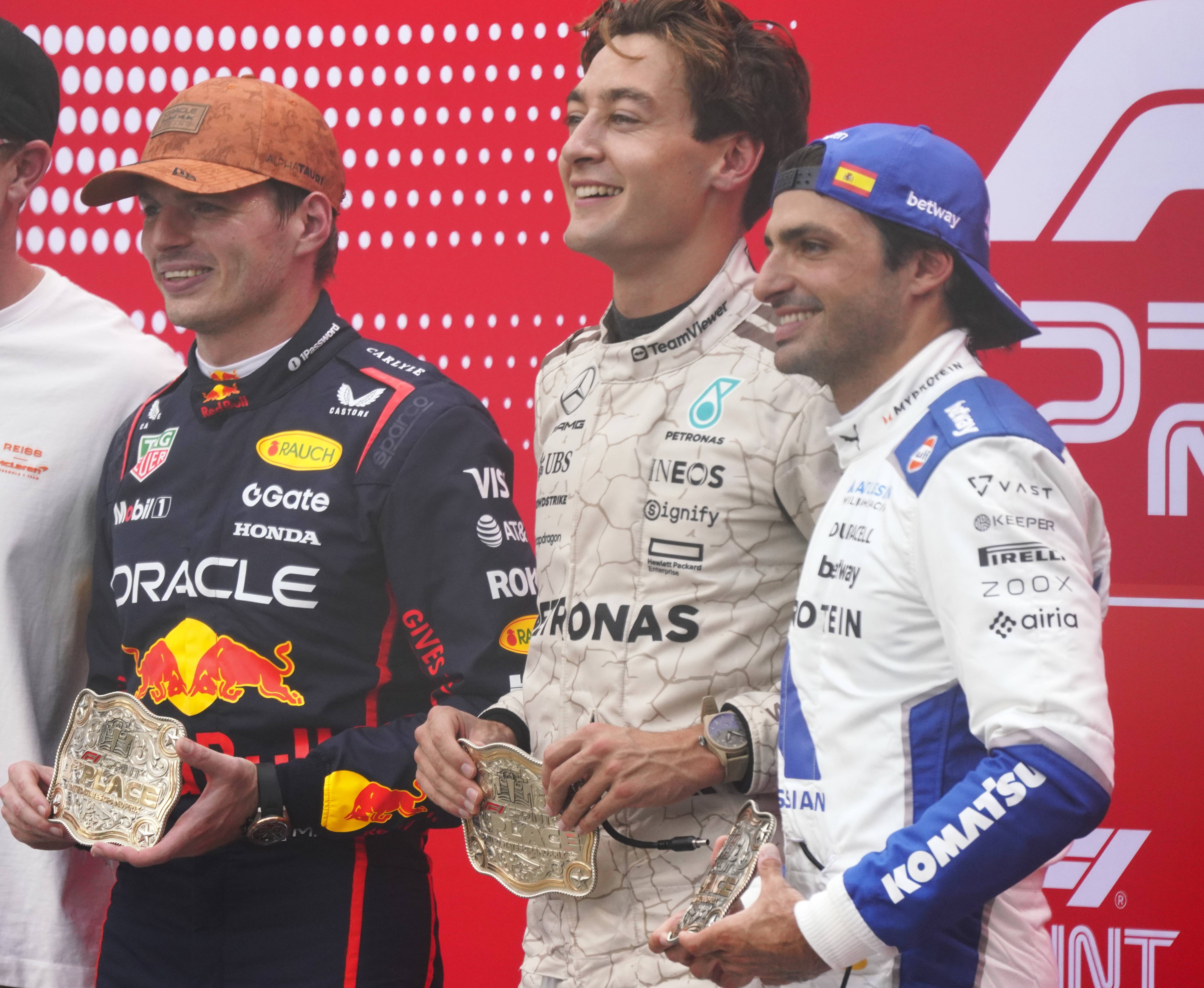 红牛车队力克威廉姆斯，拉塞尔状态火热的简单介绍