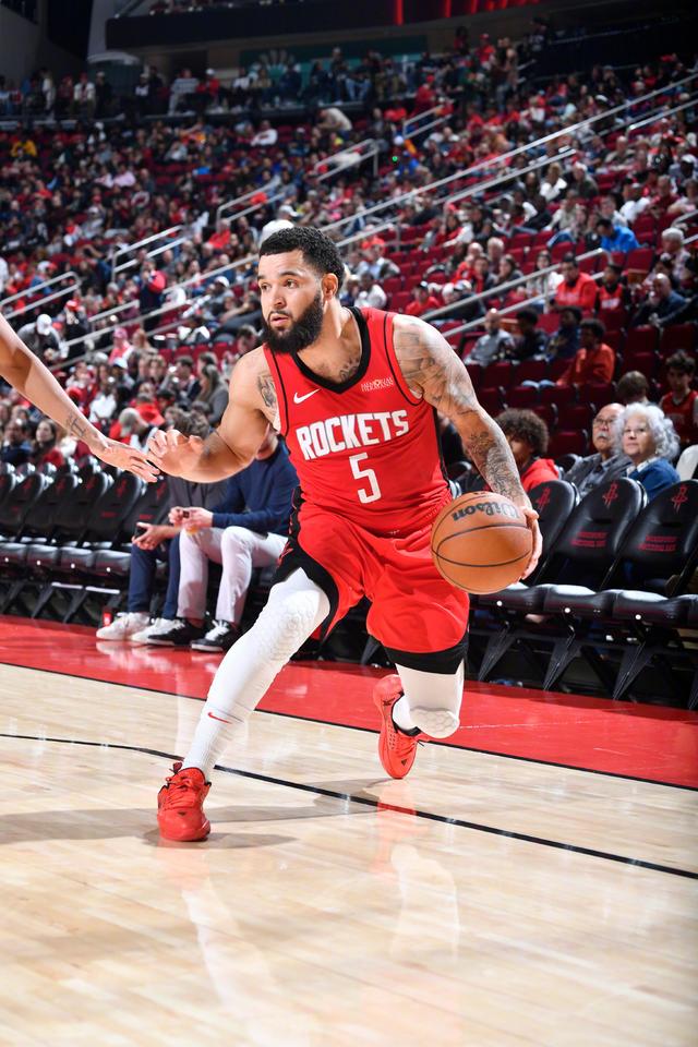 火箭队遭遇两连败，卫冕之路岌岌可危的简单介绍