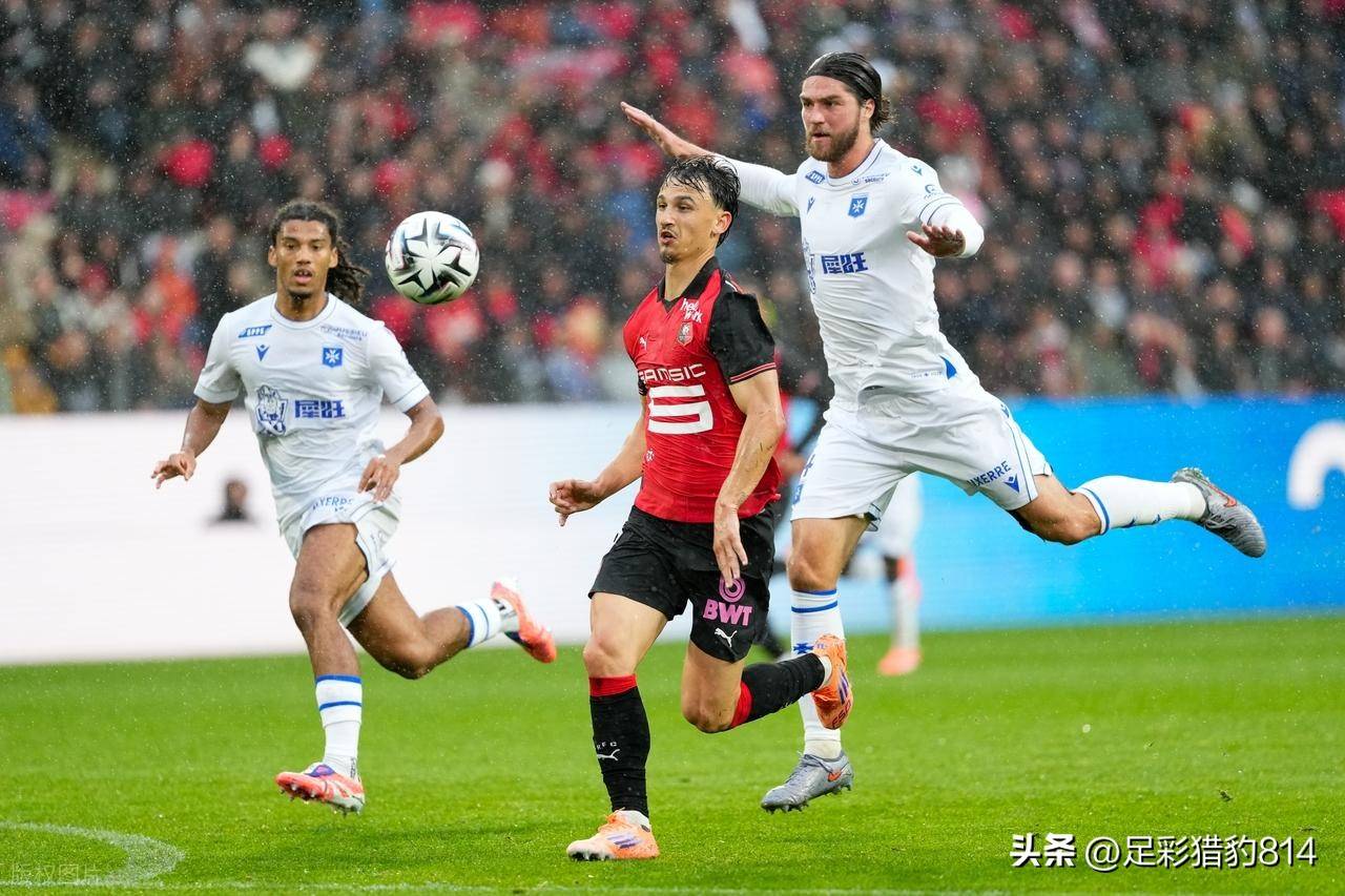 斯特拉斯堡备战紧张，球员整装待发的简单介绍