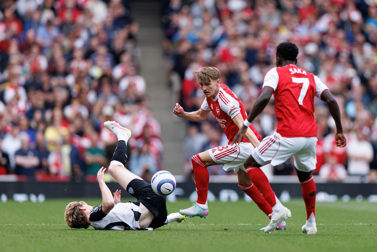 阿森纳主场击败纽卡,终结连败 阿森纳主场击败纽卡,终结连败