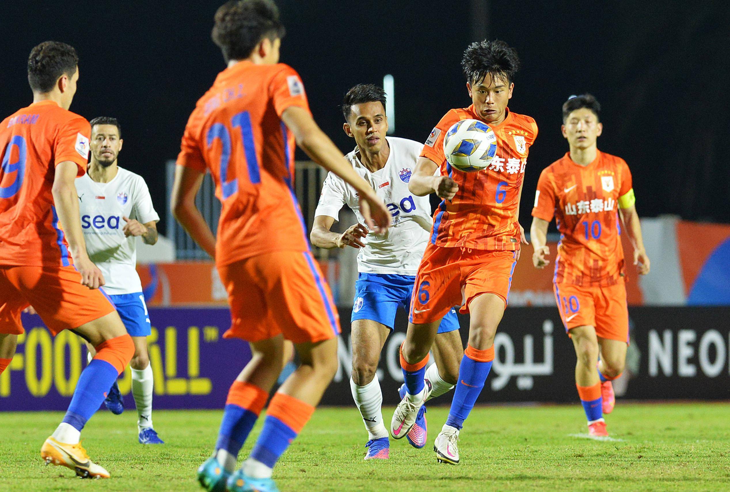 开云官方app入口-新加坡队在亚洲足球比赛跻身前列