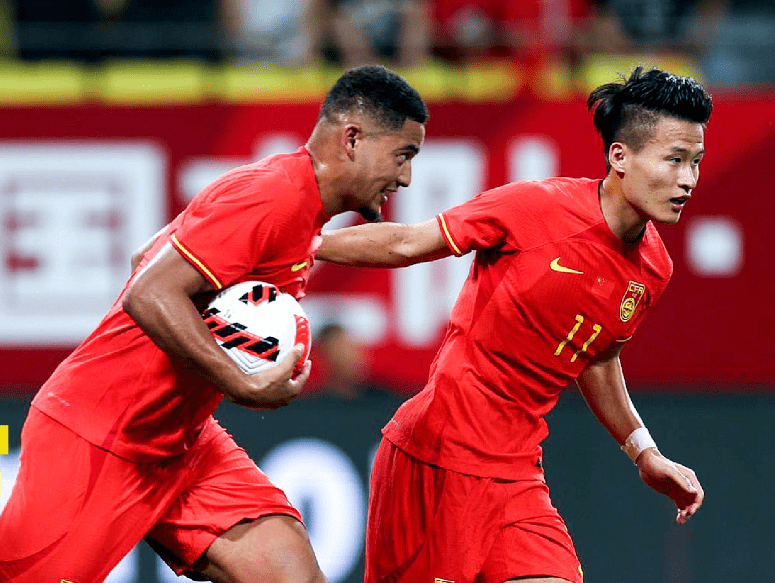 包含马来西亚队力克德国队，黄鸭组合状态火热的词条