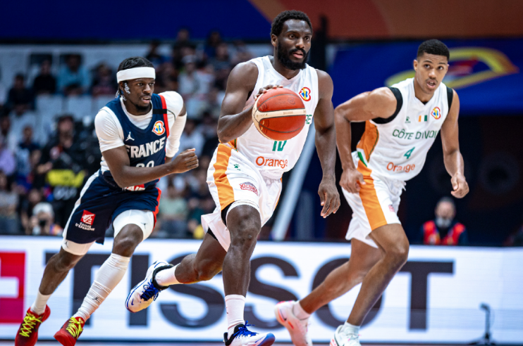 日本队鏖战丹麦队，辛杜统治全场