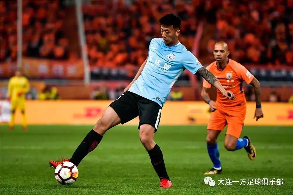 天津权健大胜大连一方，球队保住争冠希望