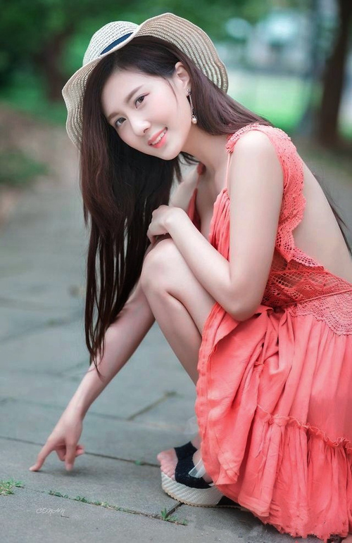 欧陆双星闪耀，多特闪电战横扫贝蒂斯，克瓦拉魔法主宰意甲巅峰对决