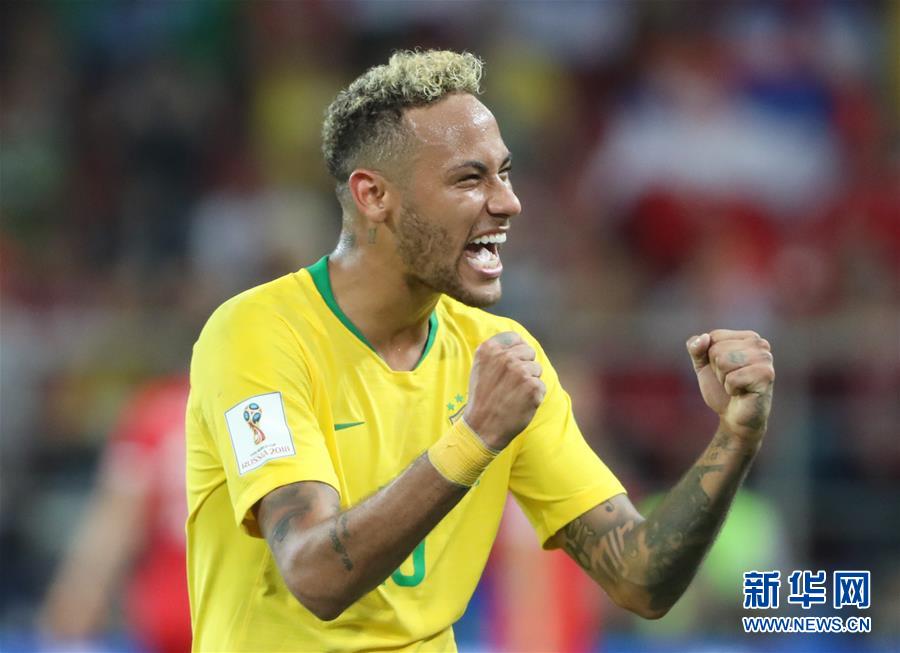 塞尔维亚队在艰难比拼中获胜,晋级下一轮 塞尔维亚队在艰难比拼中获胜,晋级下一轮